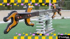 <strong>比特币价格波动引发罕见的拆分清算，多</strong>