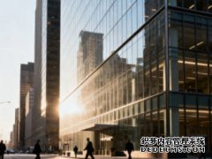 <strong>贵金属上演“流动性踩踏”，德银、小摩</strong>