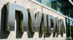 <strong>英伟达黄仁勋否认与OpenAI交易生变传闻：</strong>