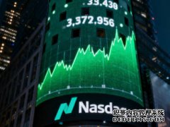 <b>别人恐惧我贪婪？“软件末日”重创市场，投资</b>